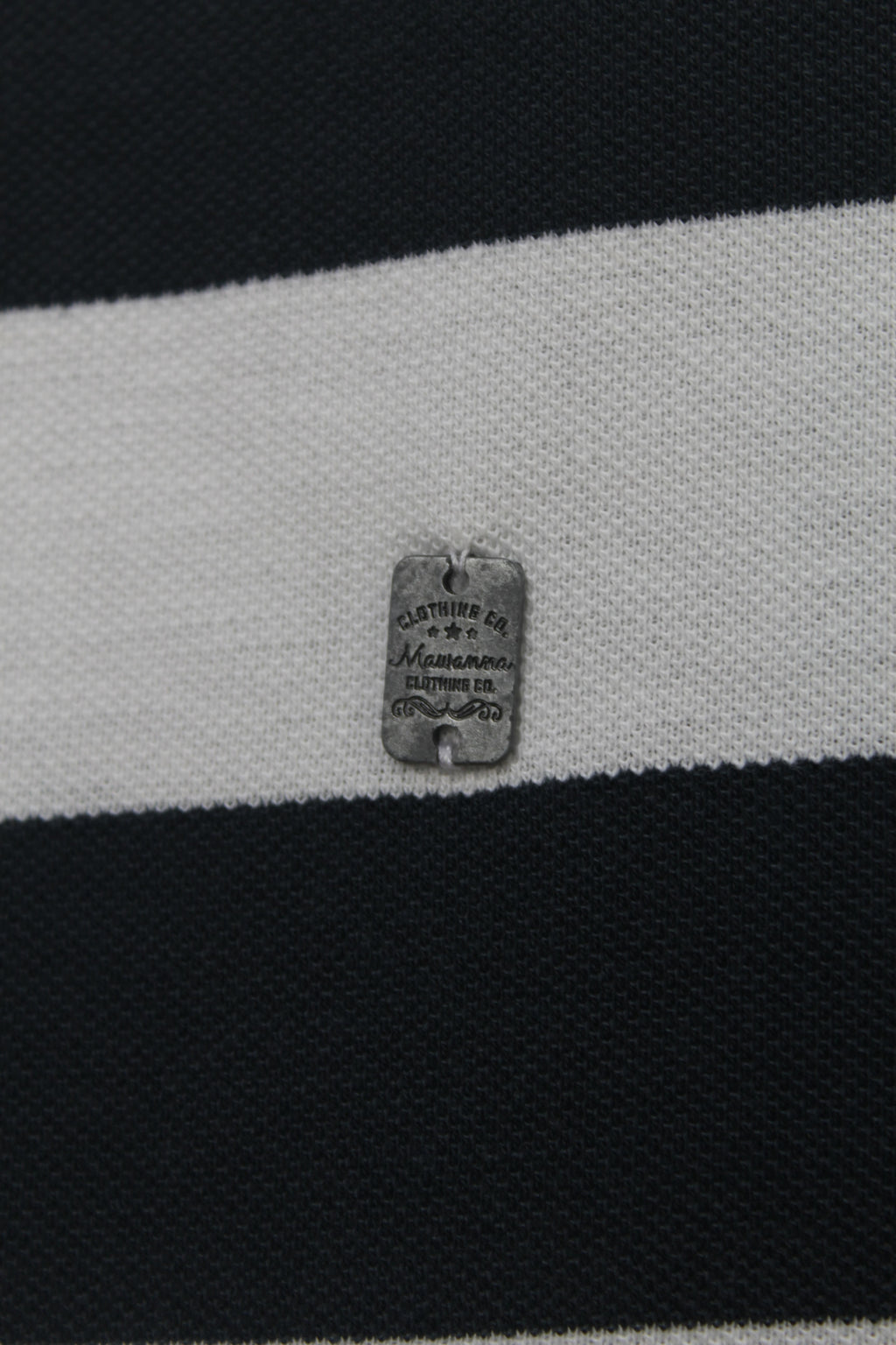 Blanco / Azul Oscuro