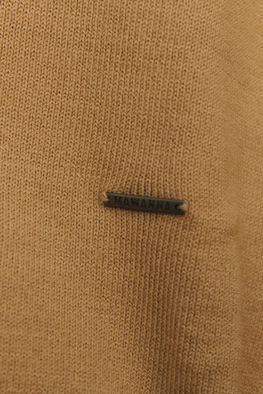 Cuello Alto Hilo – Camel