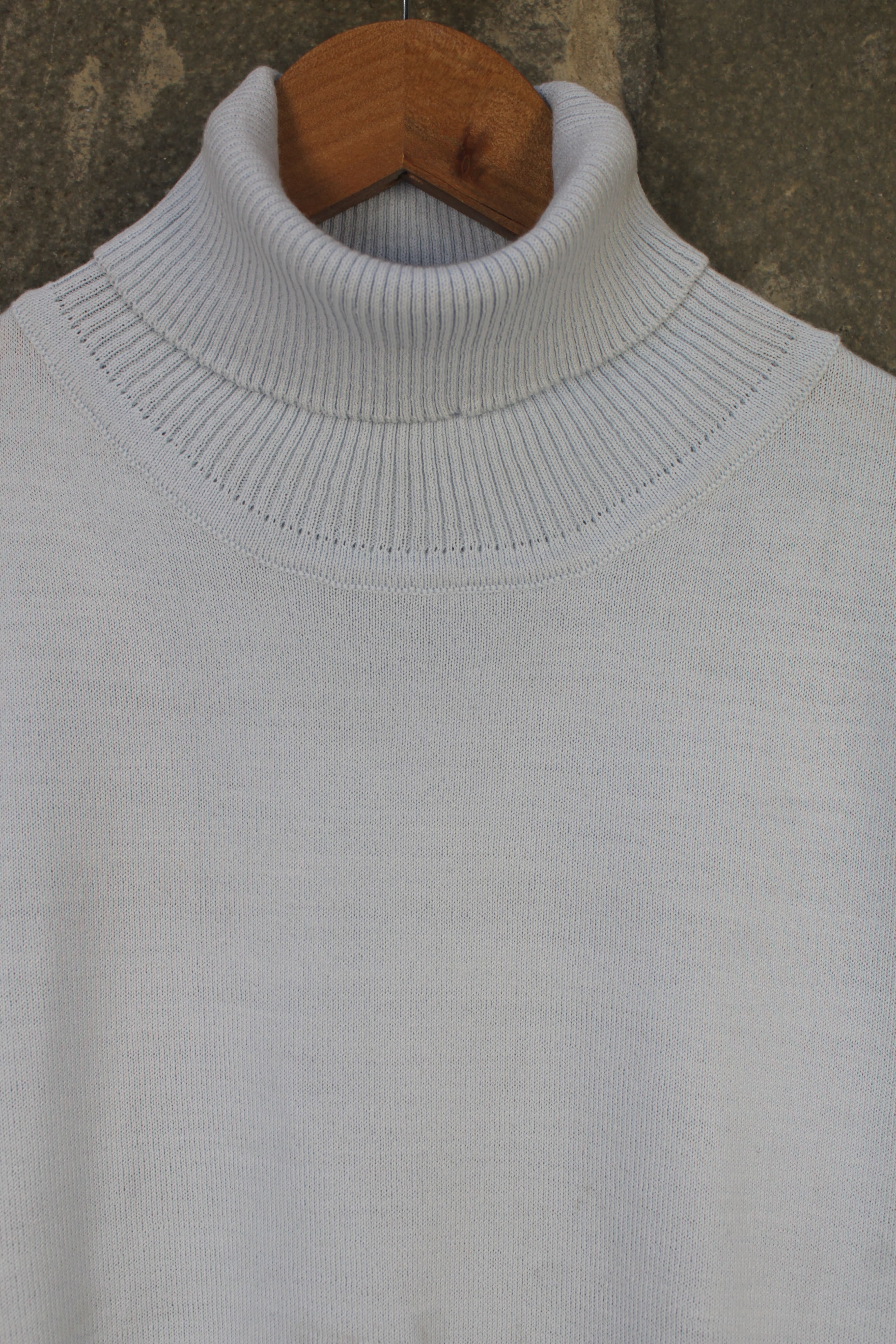 Cuello Alto Hilo – Celeste BB