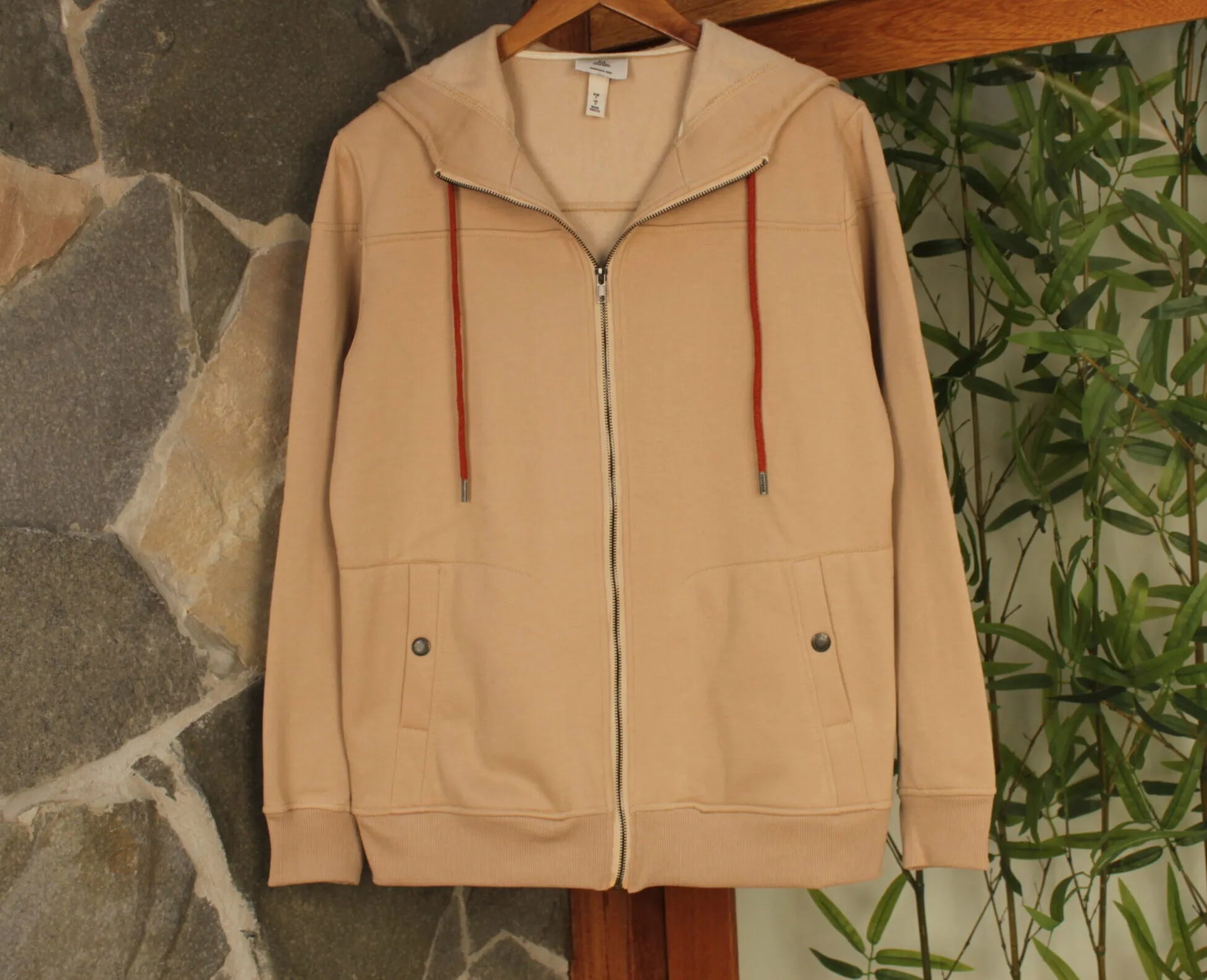 Polera Capucha – Camell